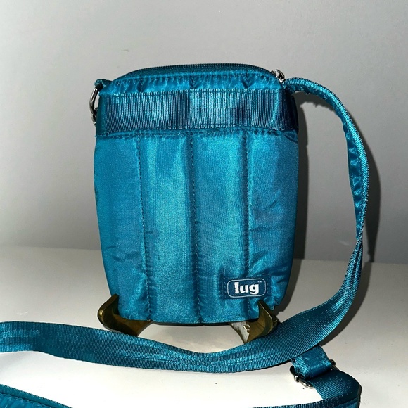 lug Crossbody Bag ~ Teal - Picture 1 of 8